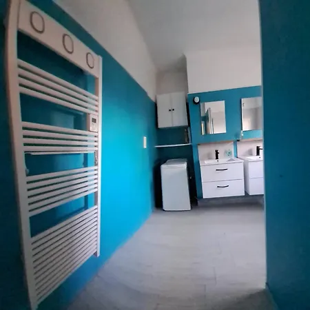 Apartamento Les Virgiles Ste-maxime, Appt Climatisé Pour 4 Pers Avec Vue Sur La Piscine, Parking